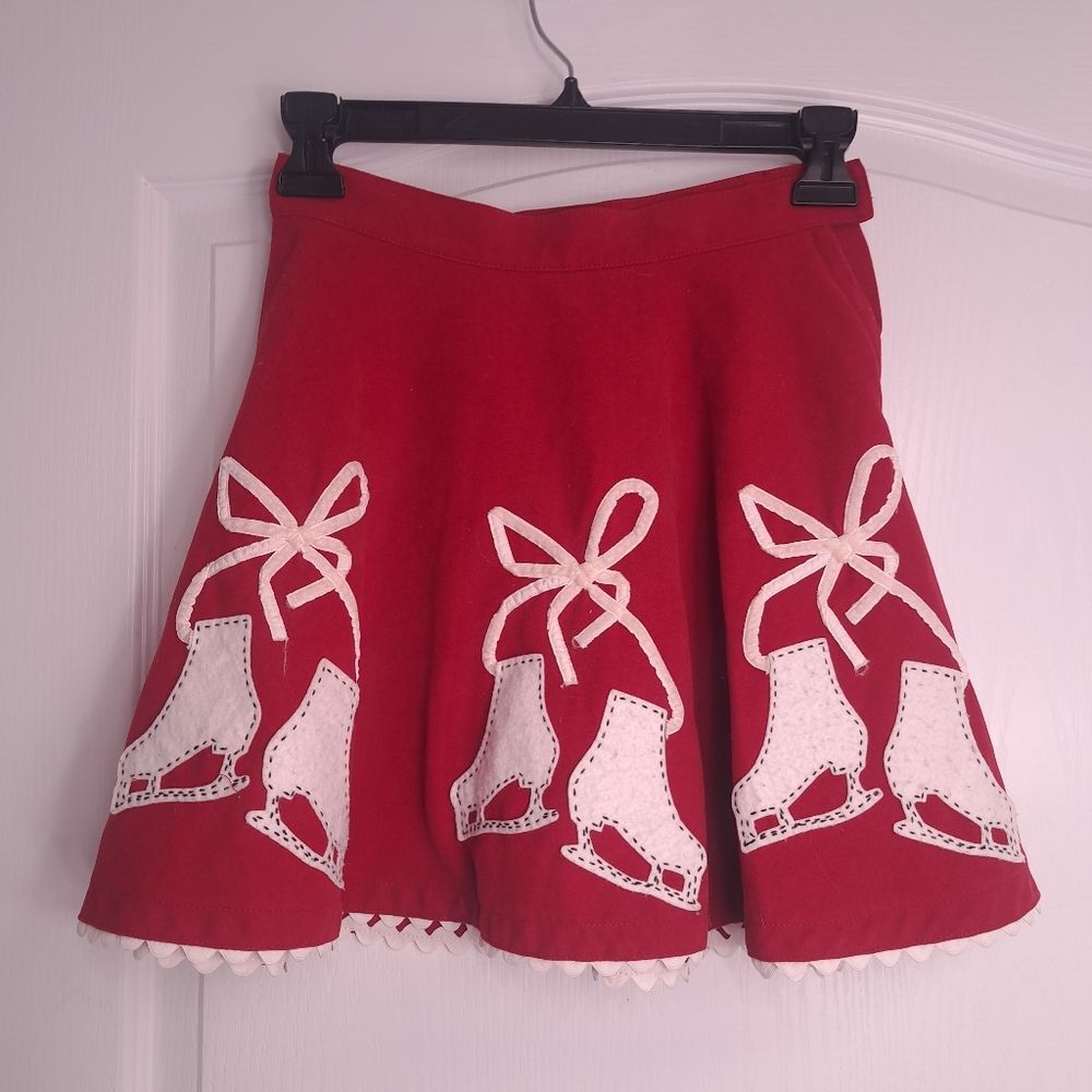 Red Retro Vintage Ice Skate Circle Skirt Poodle Skirt